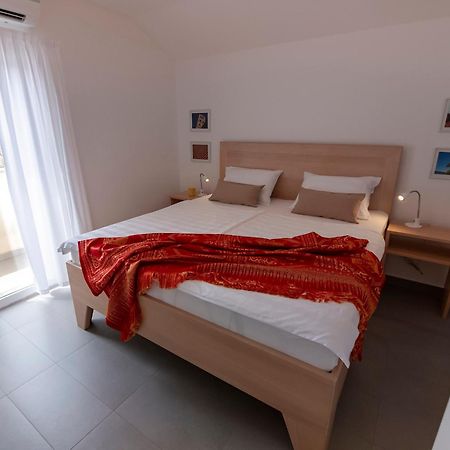 Haus Helga Apartment Rab Town Exterior photo