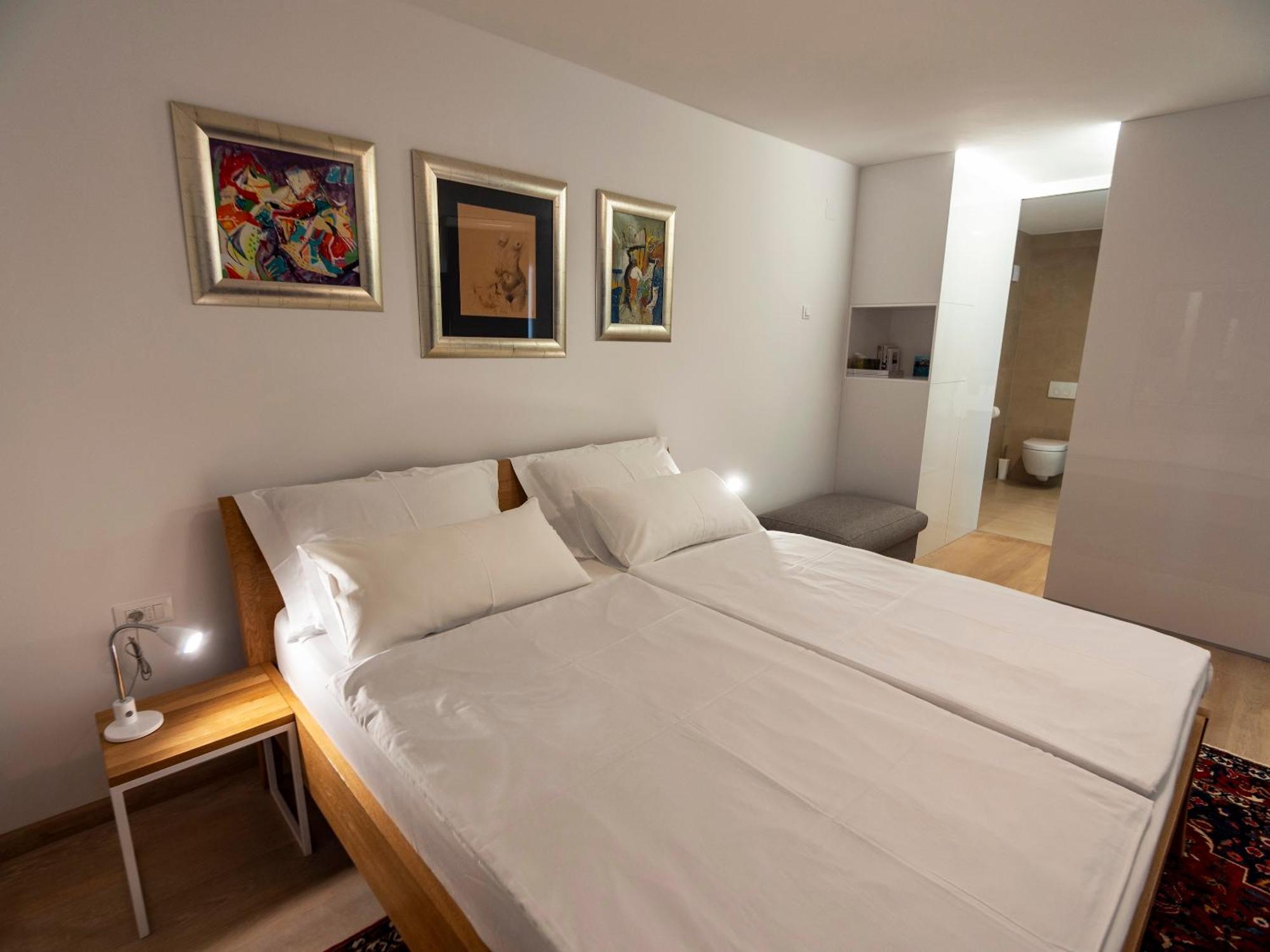 Haus Helga Apartment Rab Town Exterior photo